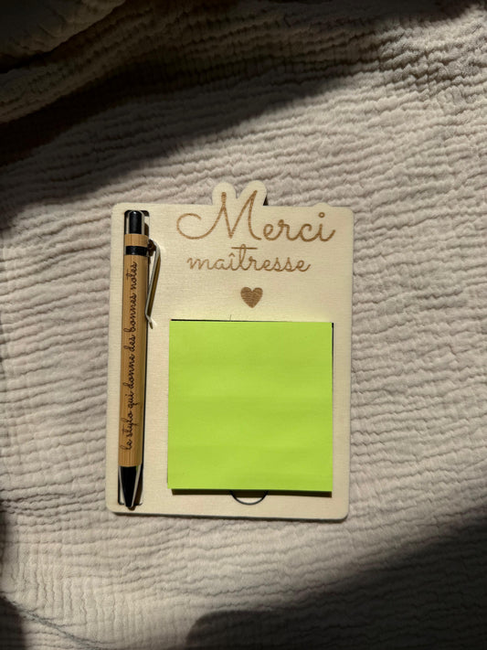 Support à post-it - Merci maîtresse